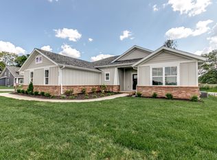 944 E Thorndale Dr, Nixa, MO 65714