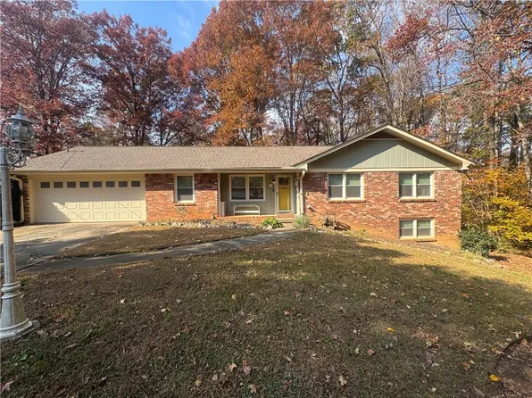 1455 Timberlane Rd, Lawrenceville, GA 30045