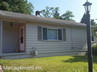 5 Crooked Run Rd, North Versailles, PA 15137