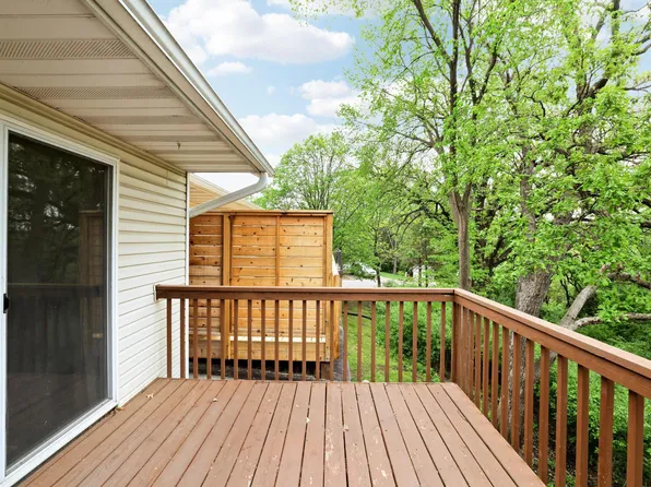 6159 Creek Line Dr, Minnetonka, MN 55345