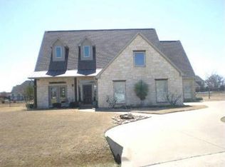 673 Brookhaven Ct, Waxahachie, TX 75165