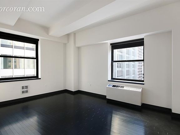 3rd image of 18-20 Pine St #1418