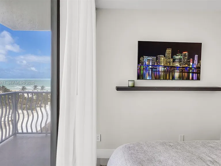 1500 Ocean Dr #707 — Photo 14