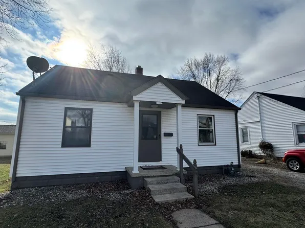 1753 E Clinton St, Frankfort, IN 46041