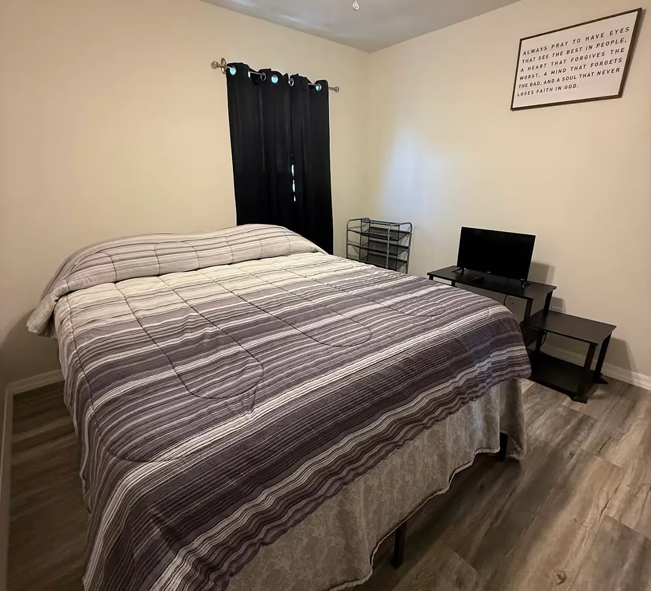Sierra Santiago, Bullhead City — Photo 1
