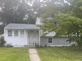 311 S Willow Ave, Galloway, NJ 08205