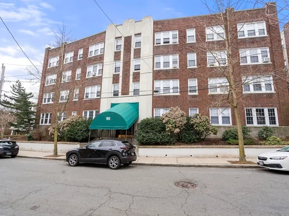 90 Kilsyth Rd APT 2, Brighton, MA 02135