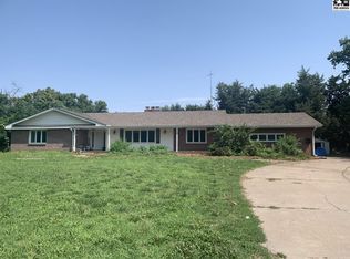 1435 Avenue N, Lyons, KS 67554