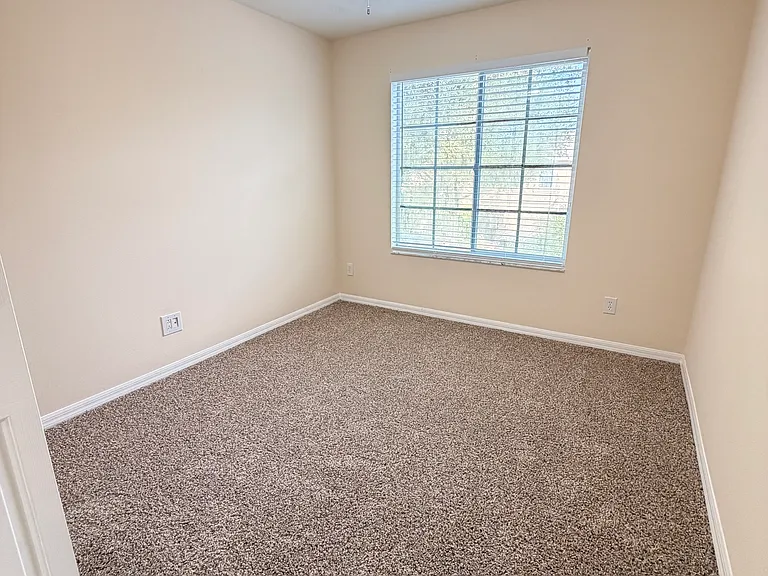 17518 Stinchar Dr — Photo 25