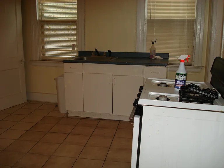 1630-1632 Chapel St #1 — Photo 5