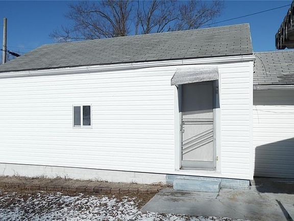 2nd image of 105 Ohio Blvd