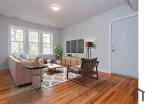 2 bed, 900 sqft, $1,425 — Photo 1