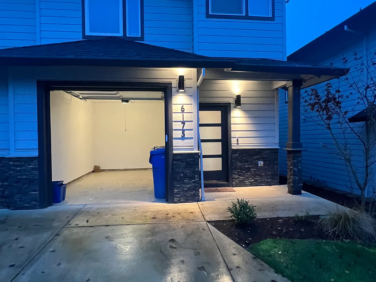 3 bed, 2.5 bath, 1529 sqft, $2,750 — Photo 2