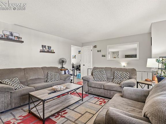 5th image of 1309 Tappan Cir