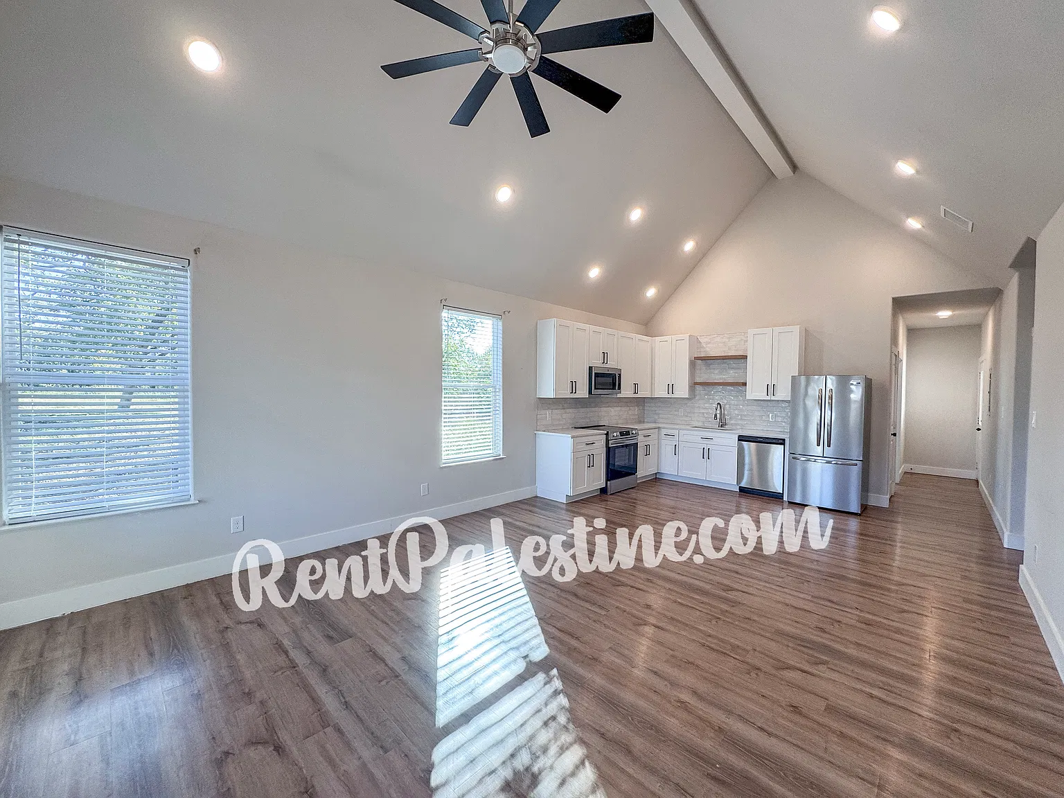 2 bed, 1035 sqft, $1,495 — Photo 1
