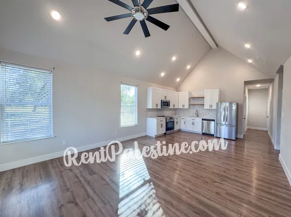 117 Private Road 8835, Palestine, TX 75801