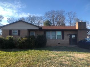 100 Maplewood Dr, Morganton, NC 28655