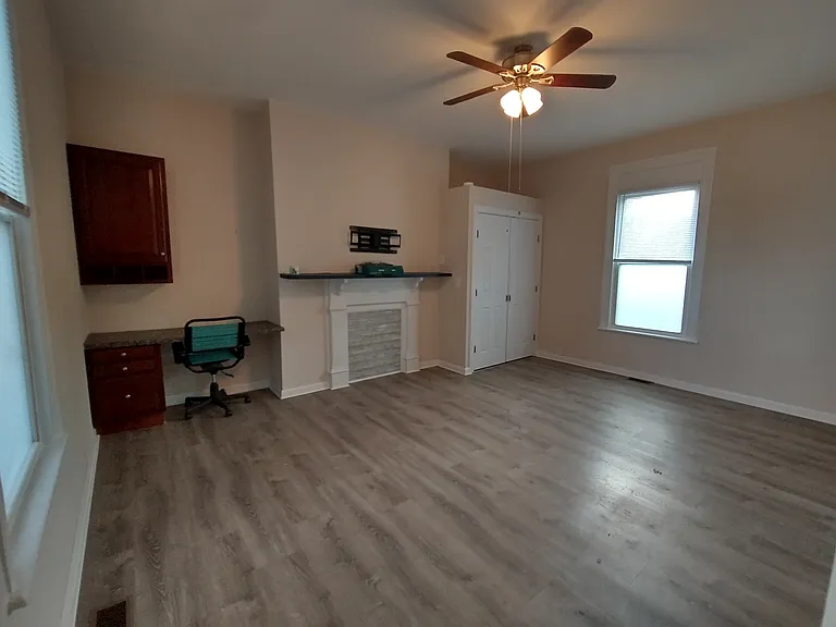1108 Taylor St #A — Photo 3