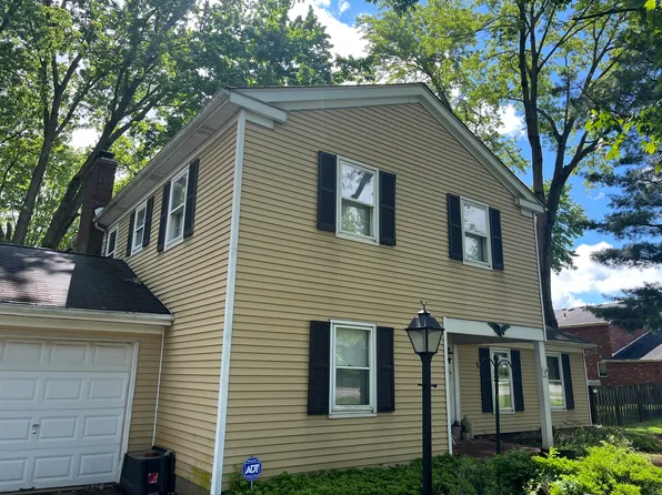 5636 Horning Rd, Kent, OH 44240