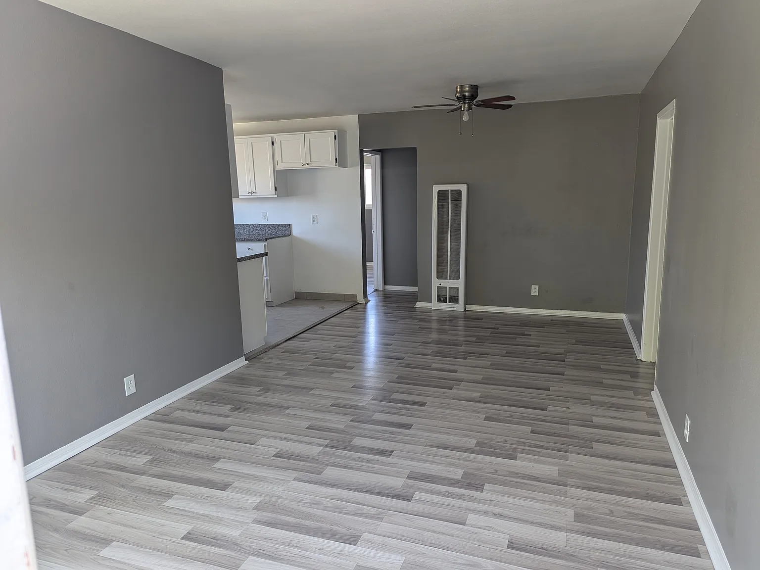 3 bed, 900 sqft, $2,900 — Photo 1