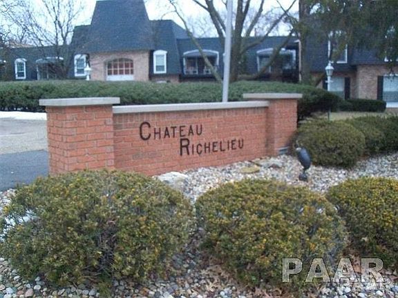 2nd image of 4900 N Knoxville Ave APT 115A
