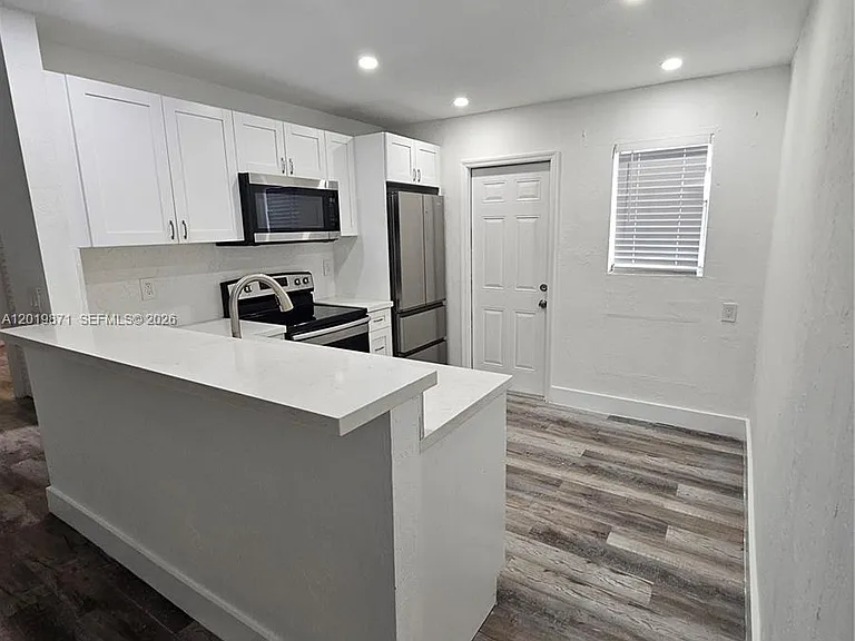 2030 Taylor St #2030 — Photo 17