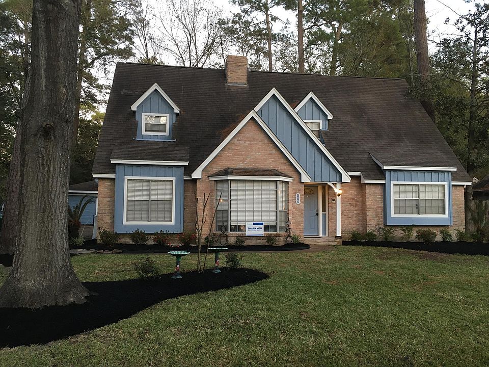 Welcome home to River Plantation. Golf Course, Country Club, Pool, Tennis and all the little perks that come with living in this exclusive community.