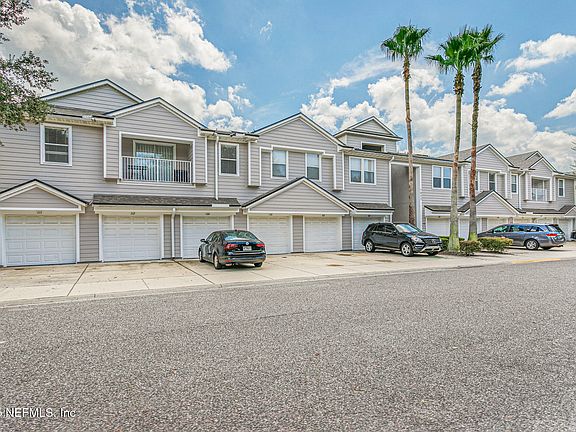 2nd image of 7053 SNOWY CANYON Drive #103