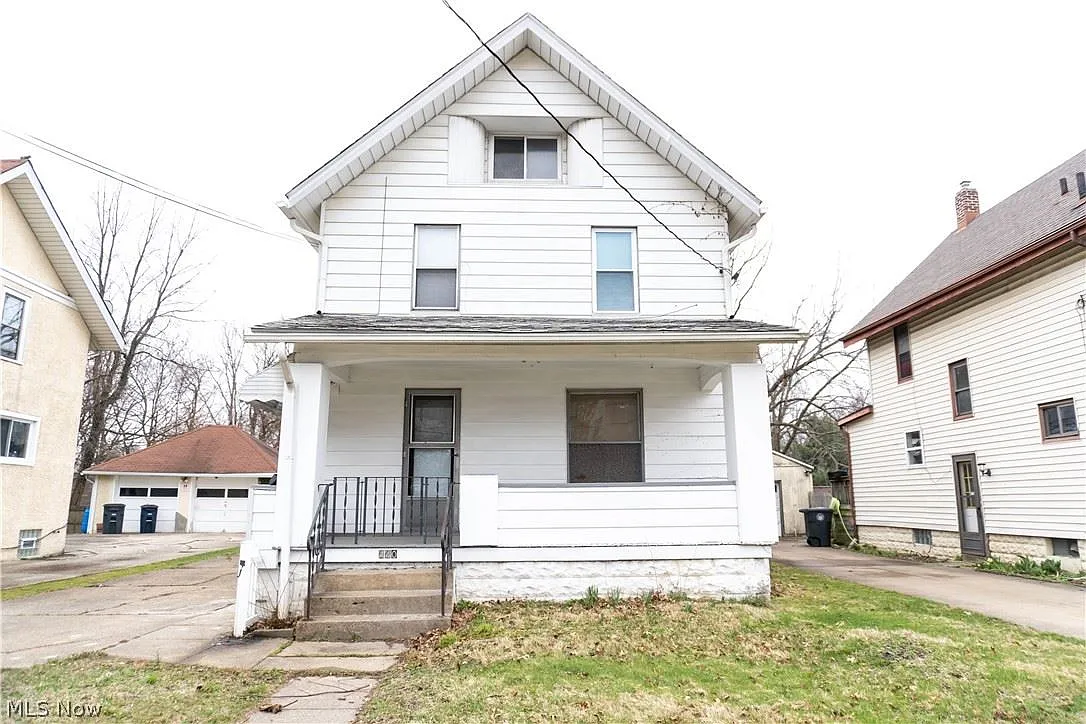 440 Delmar Ave photo 1