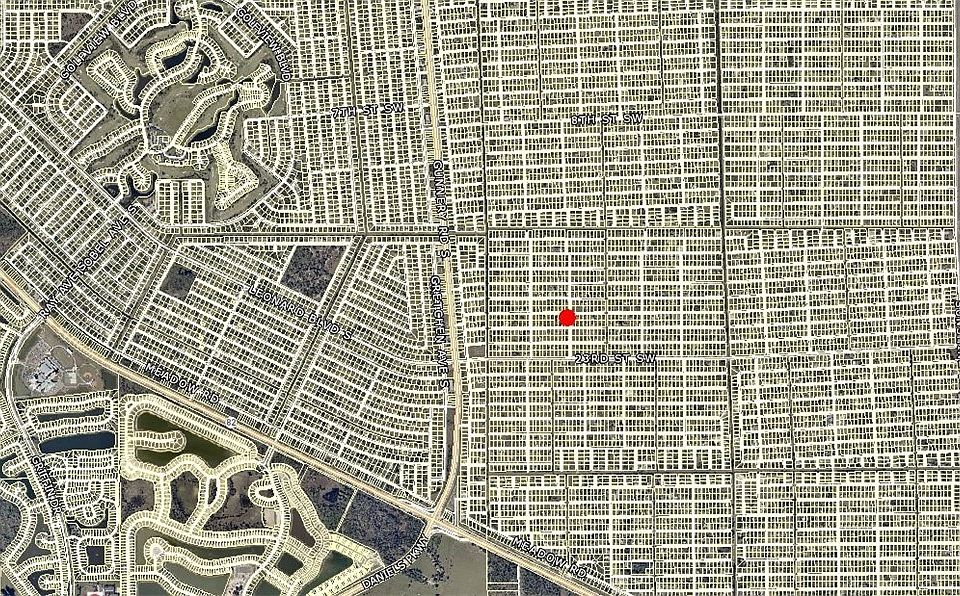 2nd image of 4101 20th St SW