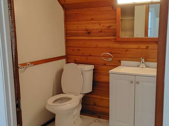 2nd image of 82 Union Ave #3