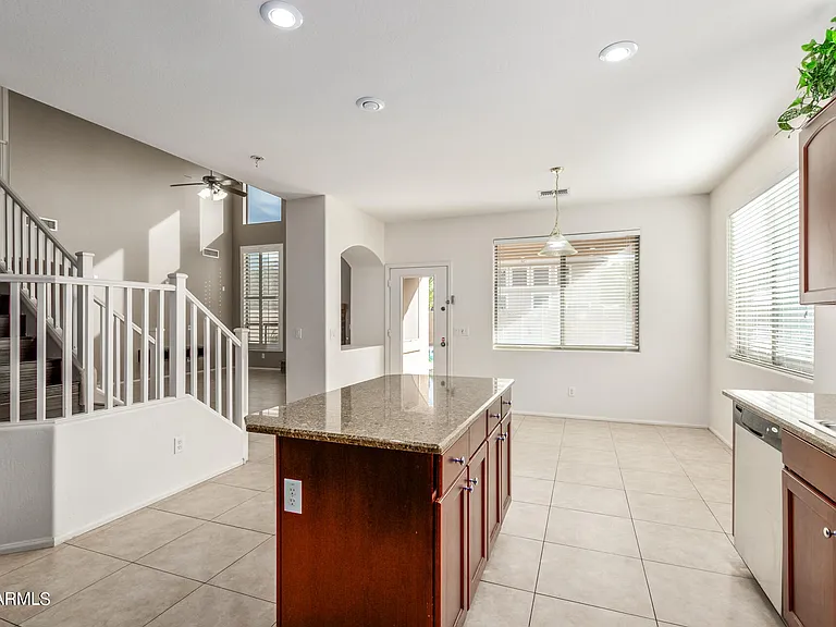40747 W Robbins Dr — Photo 17