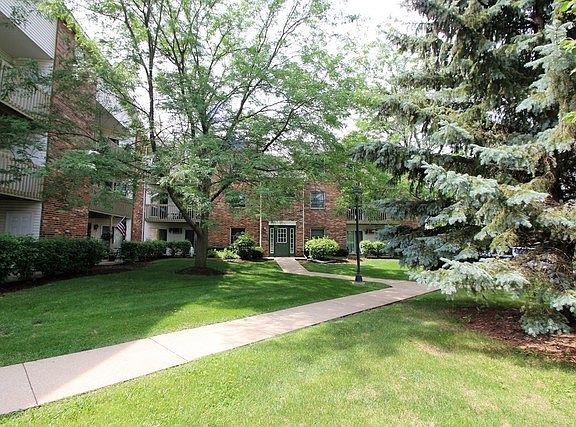 2nd image of 4313 W Shamrock Ln APT 1B