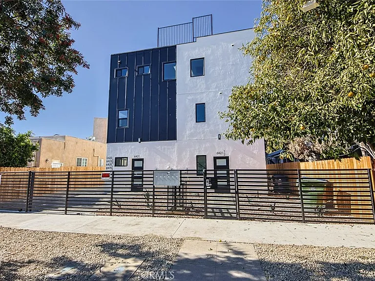 6425 Troost Ave #1/2 — Photo 1