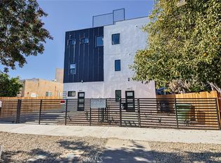 6425 Troost Ave #1/2, North Hollywood, CA 91606