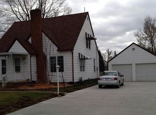 210 E Elm St, Carson City, MI 48811