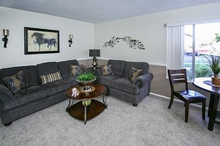 1st image of 2561 Madera Cir