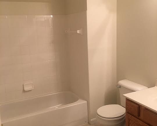 3rd image of 3126 Alexander Pl APT 207
