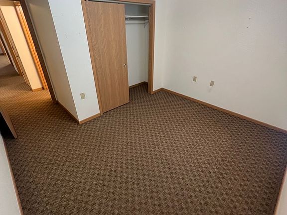 5th image of 295 7th St NW #2