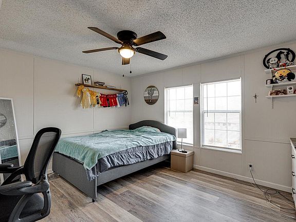 15th image of 200 Reavley Rd