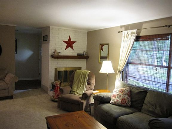 5th image of 13340 Moss Hill Dr