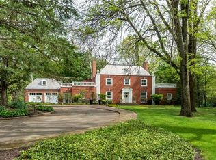 518 Irwin Dr, Sewickley, PA 15143