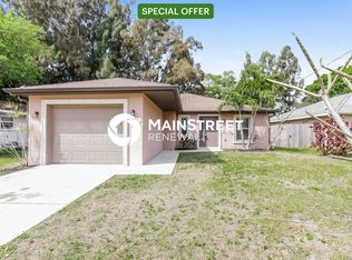221 Glenwood Ave, Osprey, FL 34229