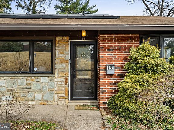 5th image of 19 Edgemoor Rd