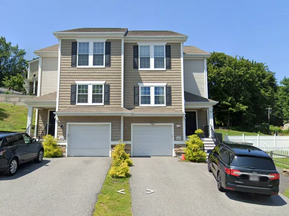 160 Houghton St #A, Worcester, MA 01604