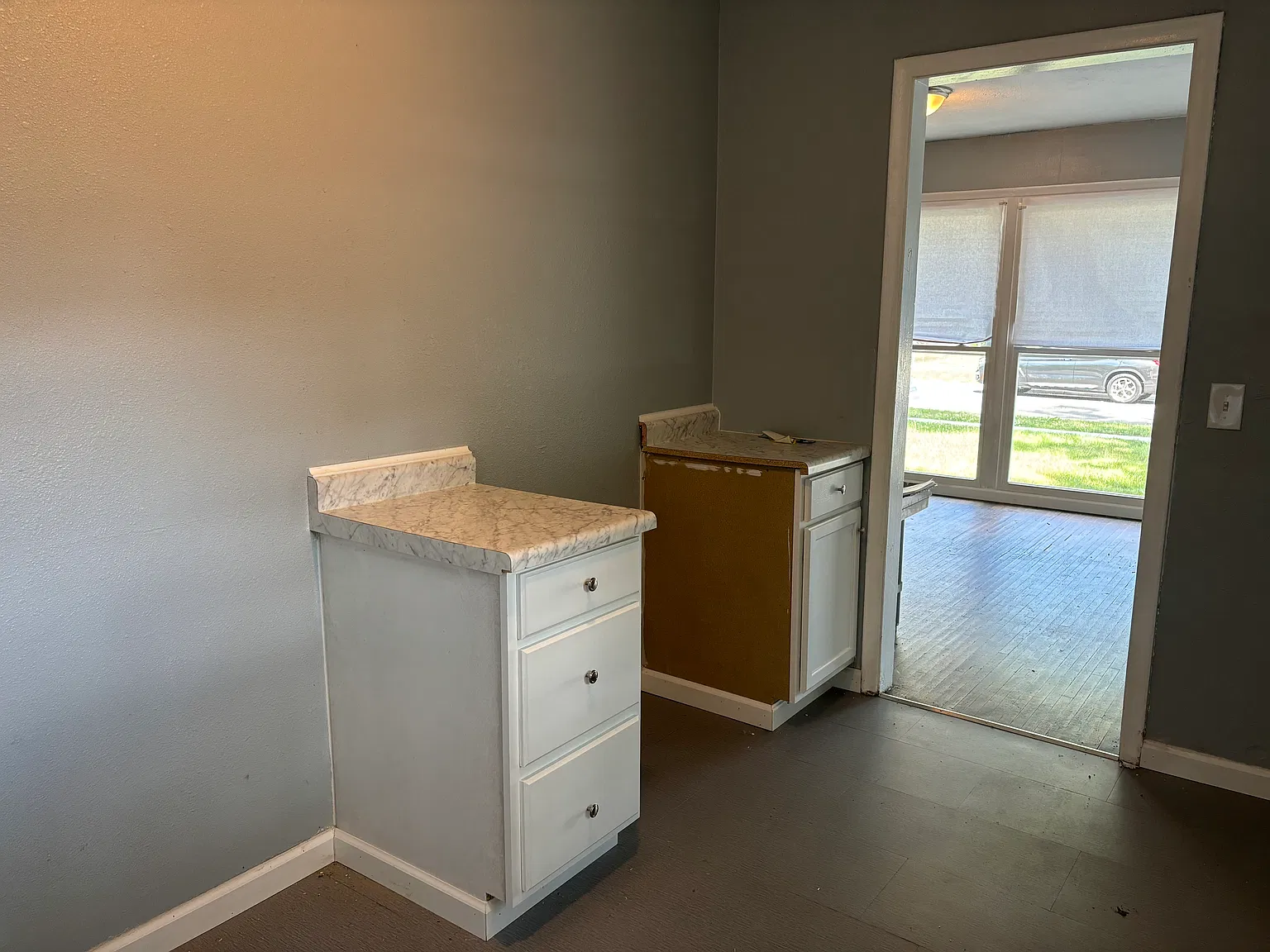 3 bed, 875 sqft, $1,150 — Photo 4