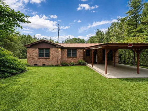 247 County Road 3315, Joaquin, TX 75954