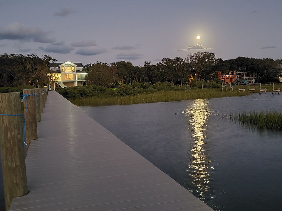 2nd image of 5465 Windantide Rd