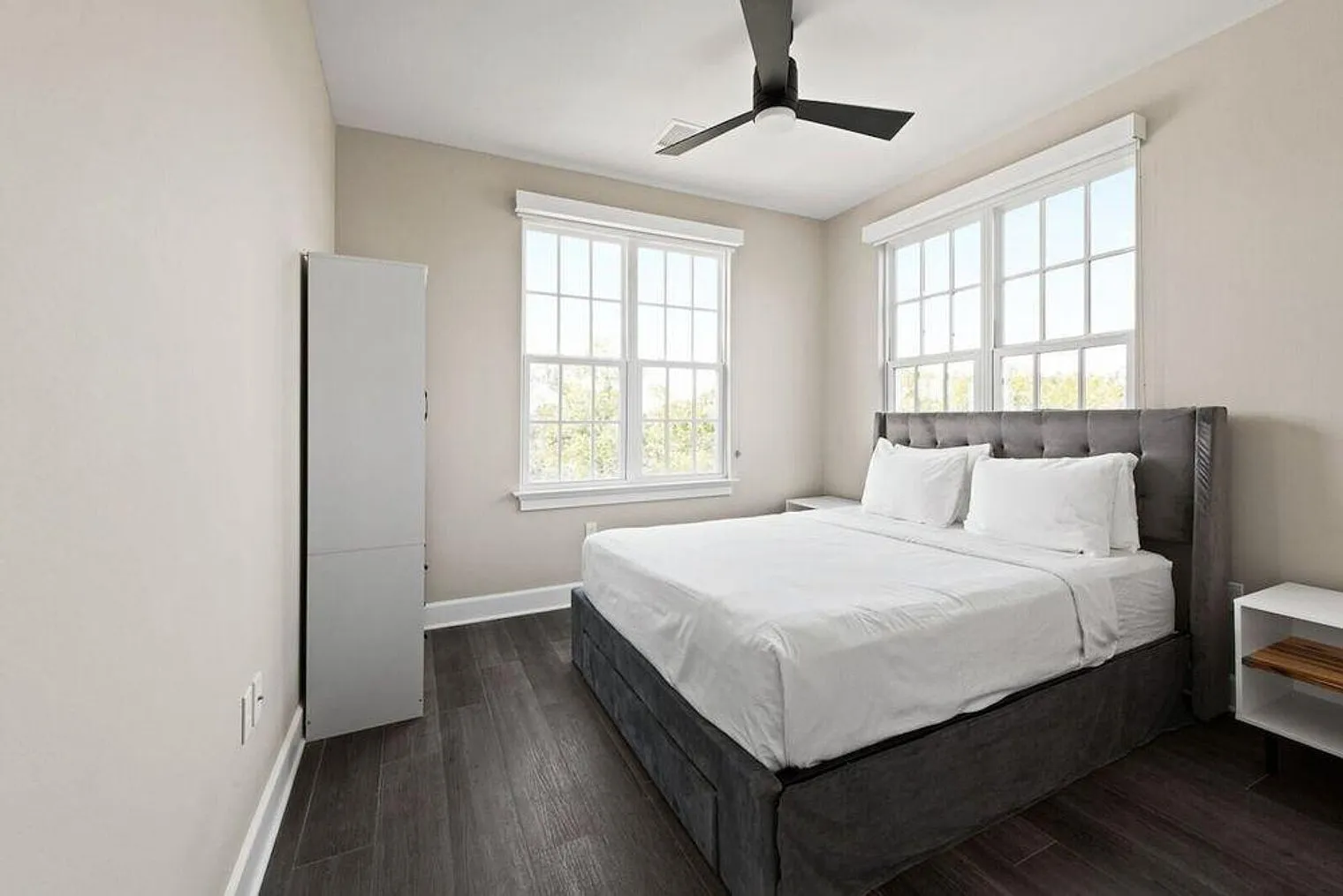 2 bed, 1.0 bath, 516 sqft, $4,684 — Photo 4