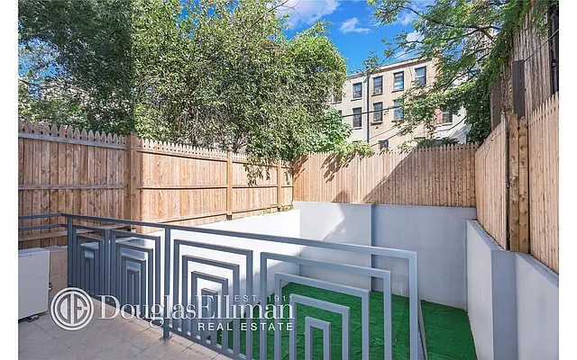 Sold by Douglas Elliman | media 33